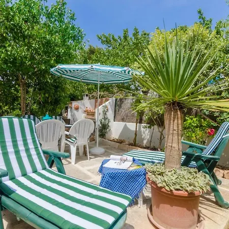 Tatil Evi Can Mestral *